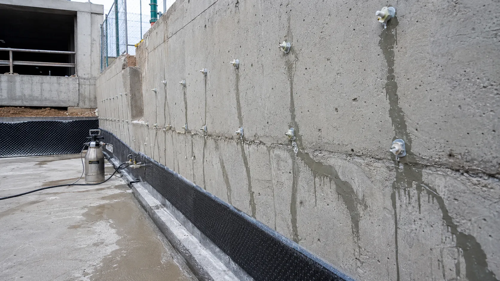 Concrete Crack Repair and Injection in Aurora, Ontario, self-performed and completed by Harrowgate Group