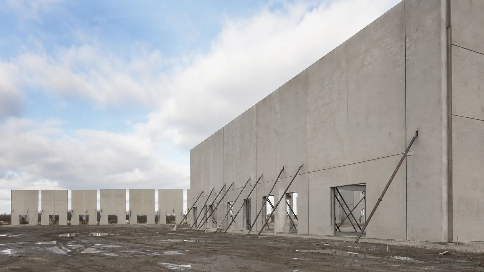 Tilt-Up Concrete Panels in Pickering, Ontario, self-performed and completed by Harrowgate Group