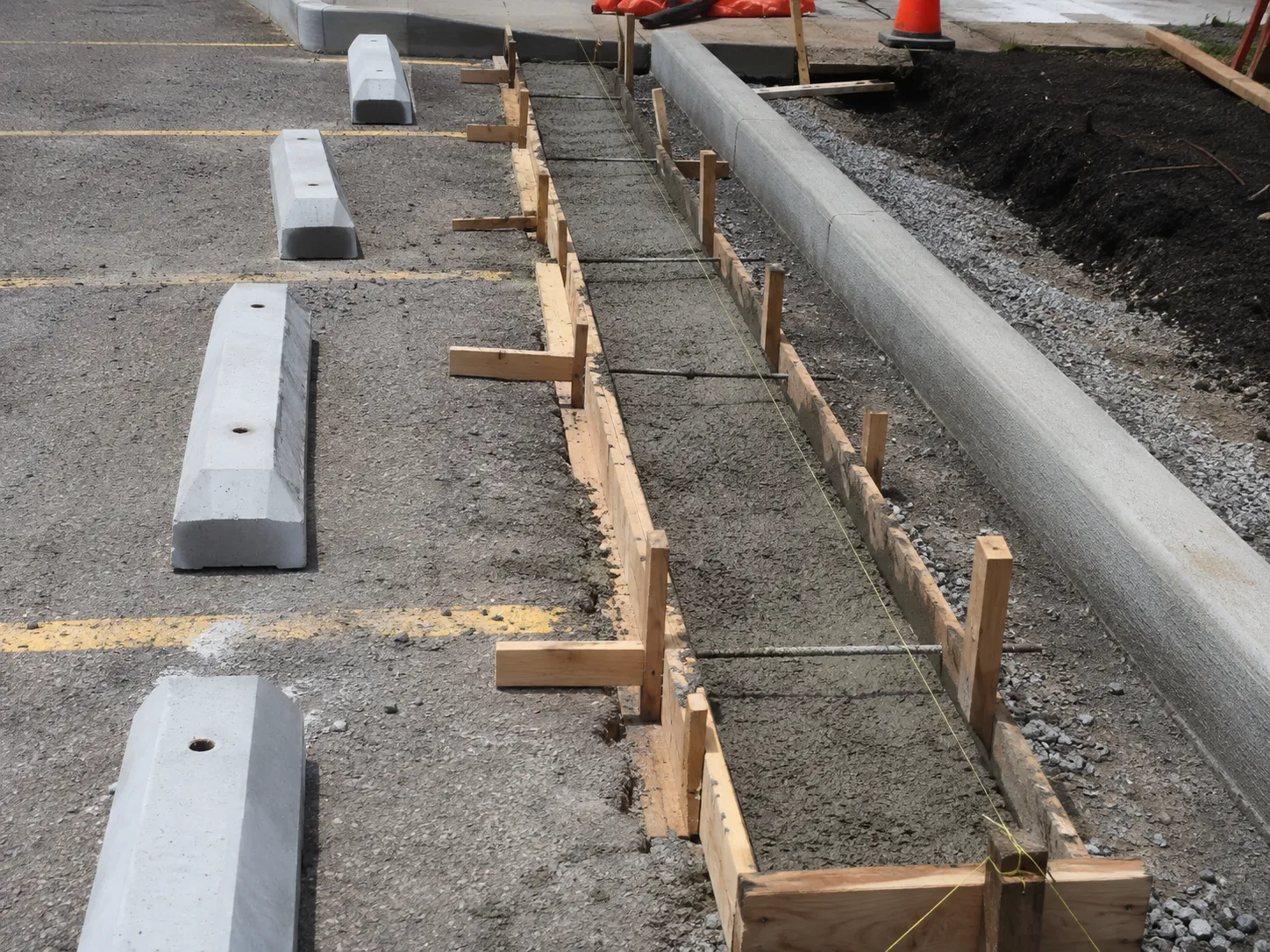 The Markham market for wheel stops and parking curbs for Wheel Stops and Parking Curbs in Markham